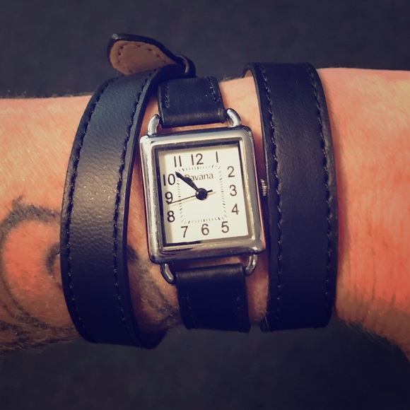 Pavana Accessories - Stunning black wrap around watch by Pavana